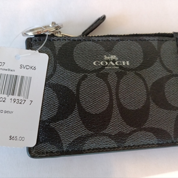 Coach wallet with key chain - Picture 1 of 4